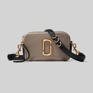 Marc Jacobs The Softshot 17 bag